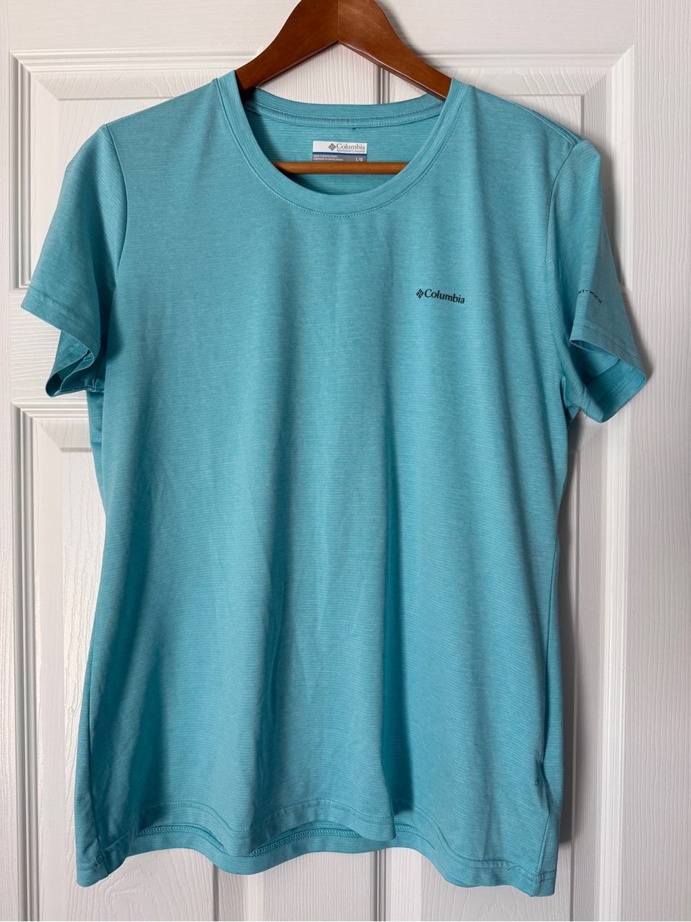 Columbia Omni wick large athletic tee
